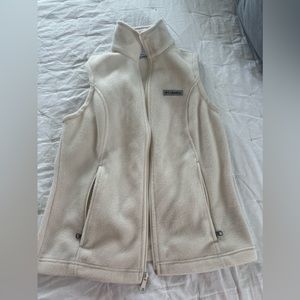 Columbia vest